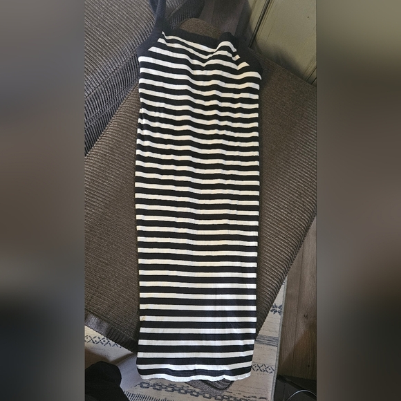 H&M Black and White Striped Midi Dress Lg - Picture 1 of 4
